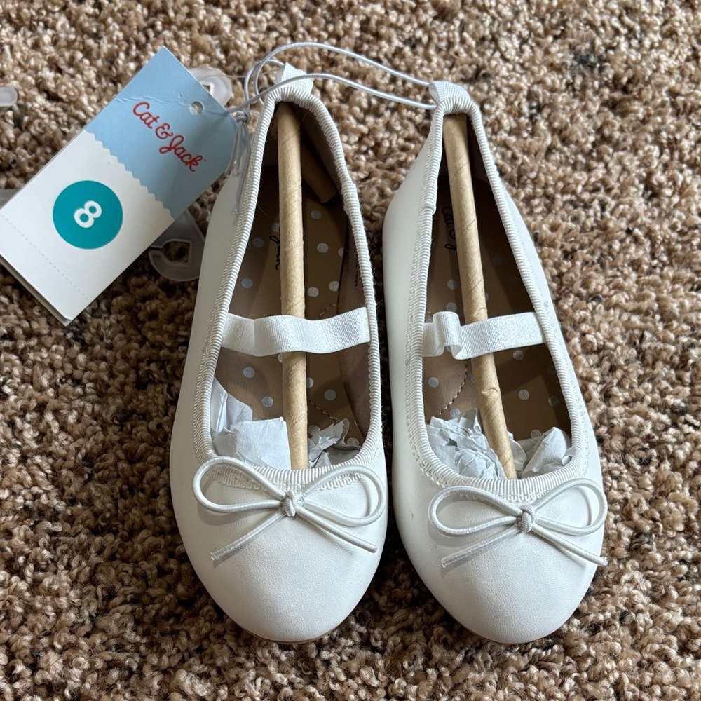Cat & Jack Slip-On Ballet Flats White Elastic Strap Closed Toe, Size 8